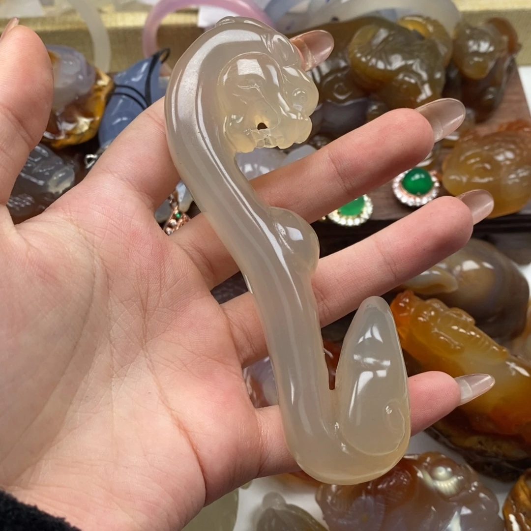 玛瑙/玉髓未镶嵌颈饰