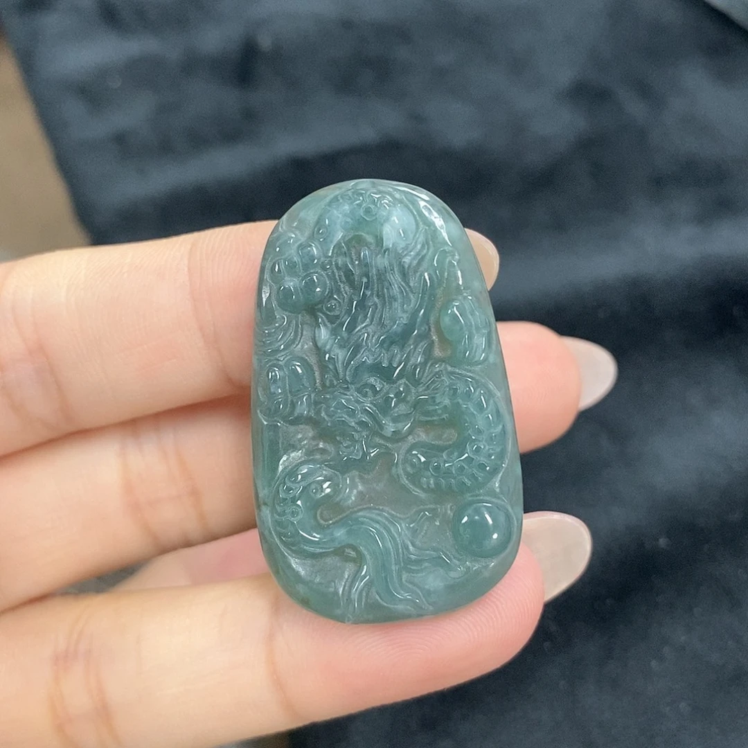 颈饰未镶嵌翡翠翡翠牌子