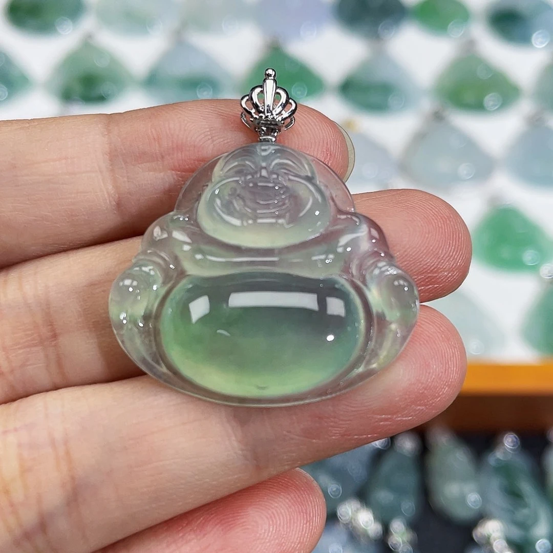 翡翠18K金镶嵌颈饰吊坠