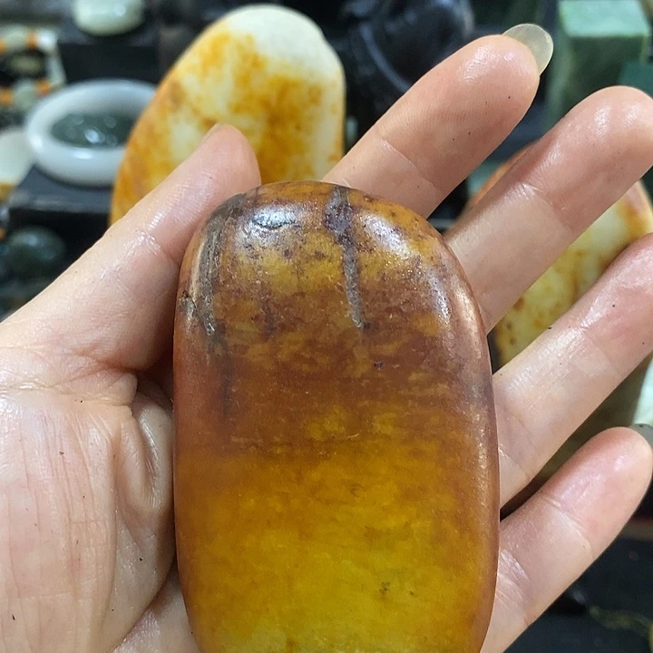 未镶嵌和田玉（糖玉）挂件