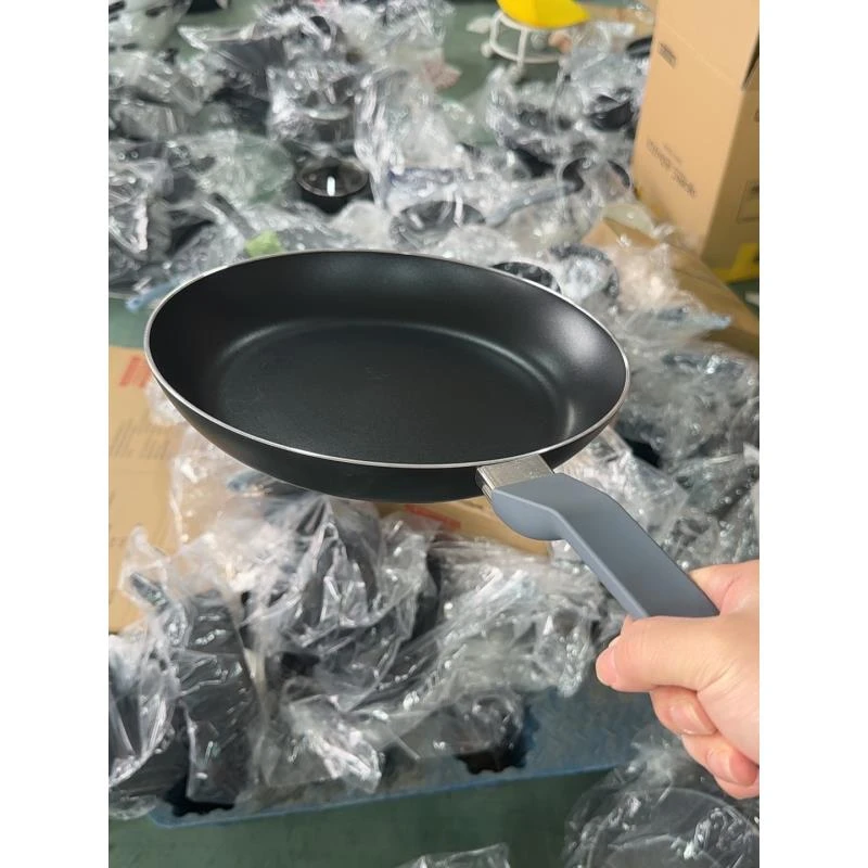 G1煎炒锅口径28cm，高度4.5cm,外贸尾货，介意勿拍