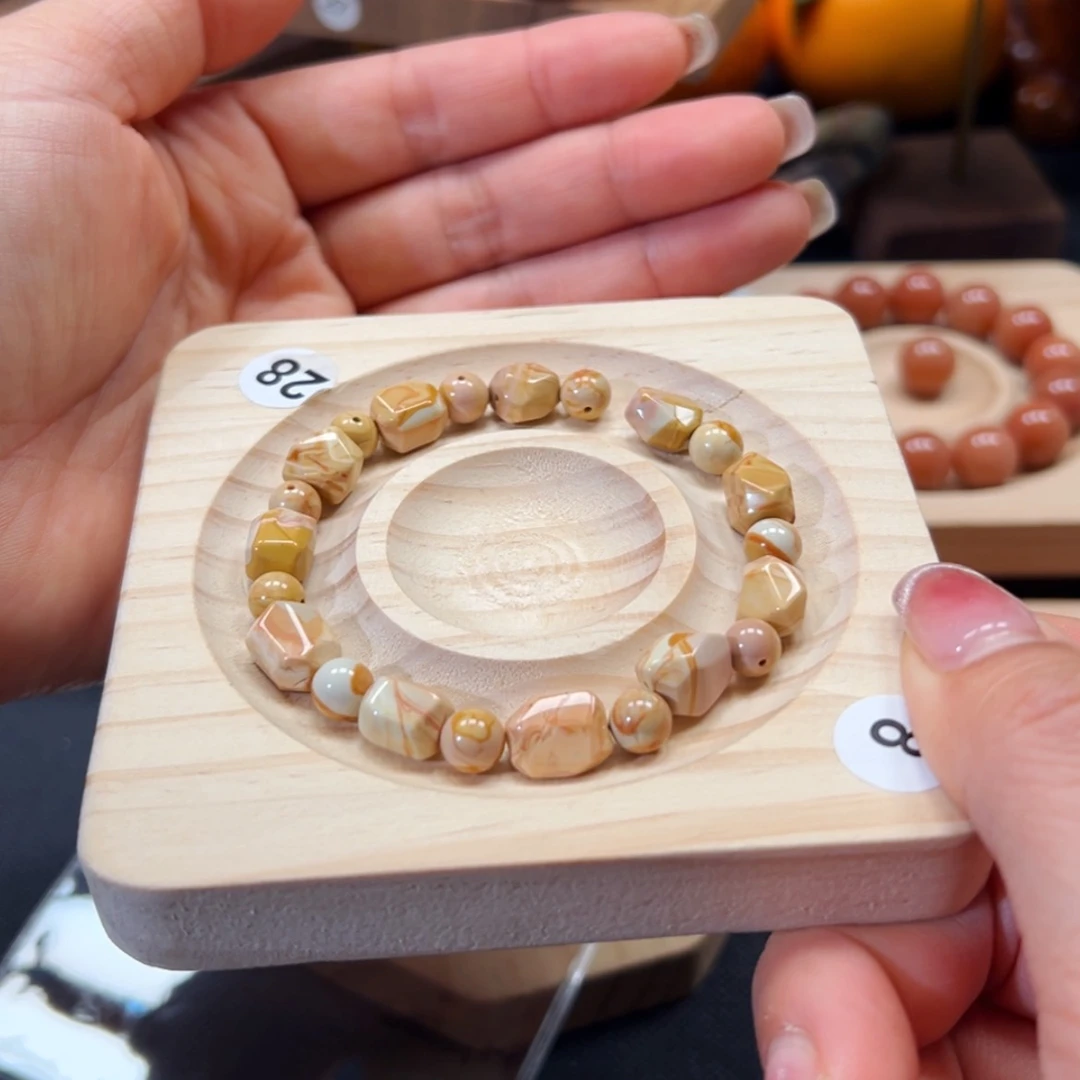 【闪购商品】石英质玉手链未镶嵌初*225