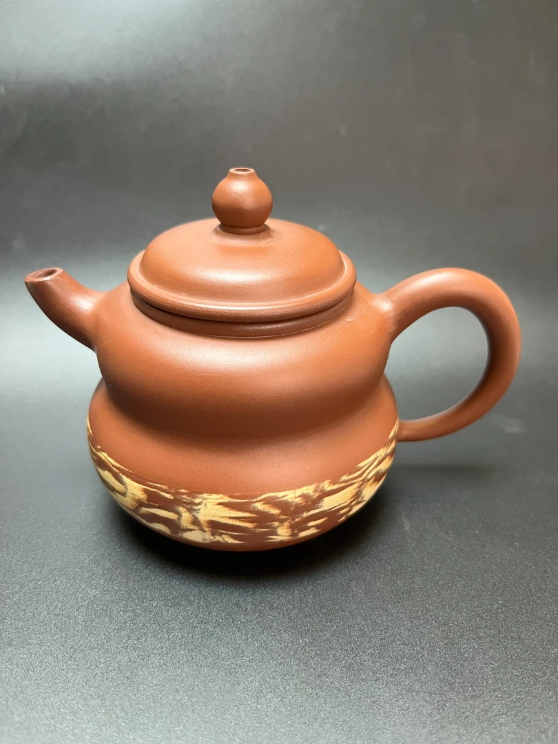 荣昌陶,原矿原色。葫芦壶220CC全手工制品容量有误差，