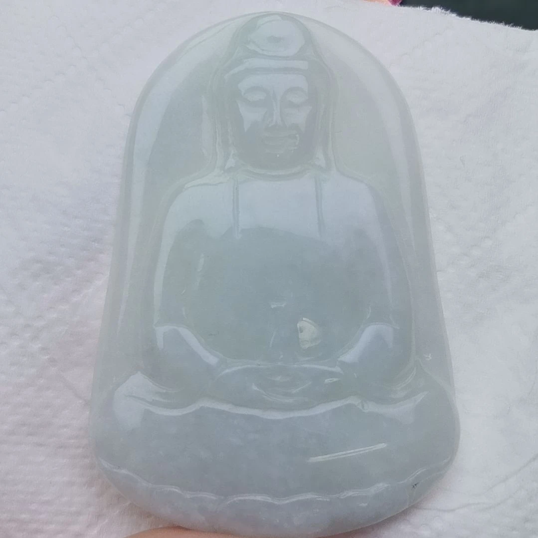 翡翠颈饰未镶嵌天然的A货翡翠多样性发货