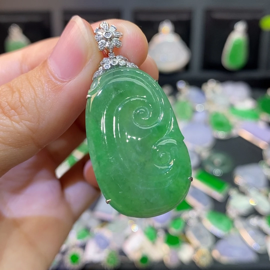 翡翠18K金镶嵌吊坠(不含链)
