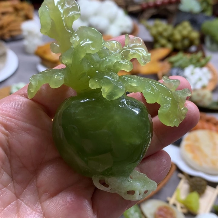 未镶嵌蛇纹石玉摆件