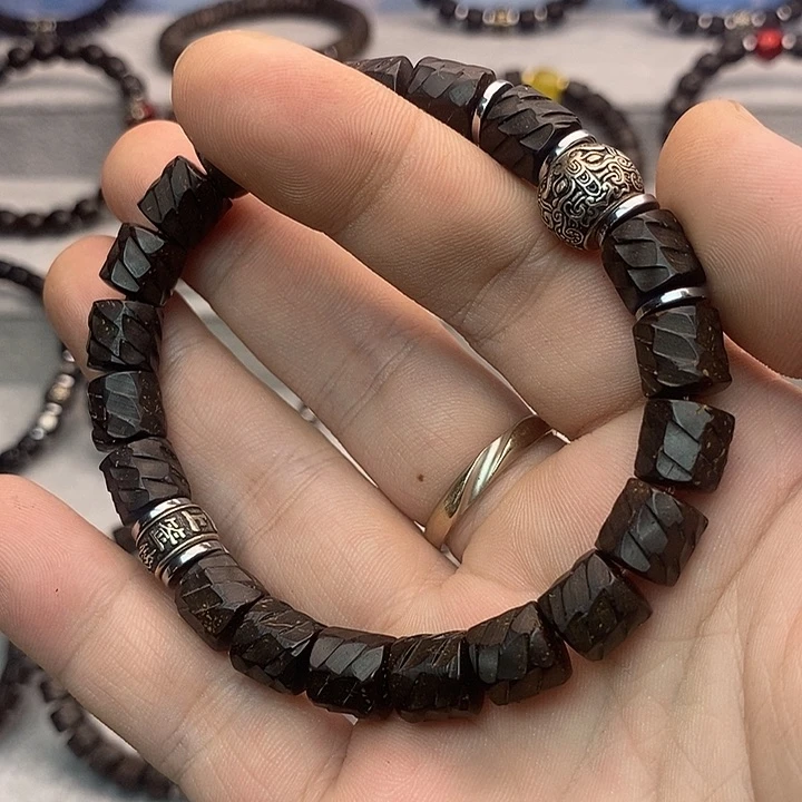 手串椰蒂惜***～9✖️9龙鳞双配饰