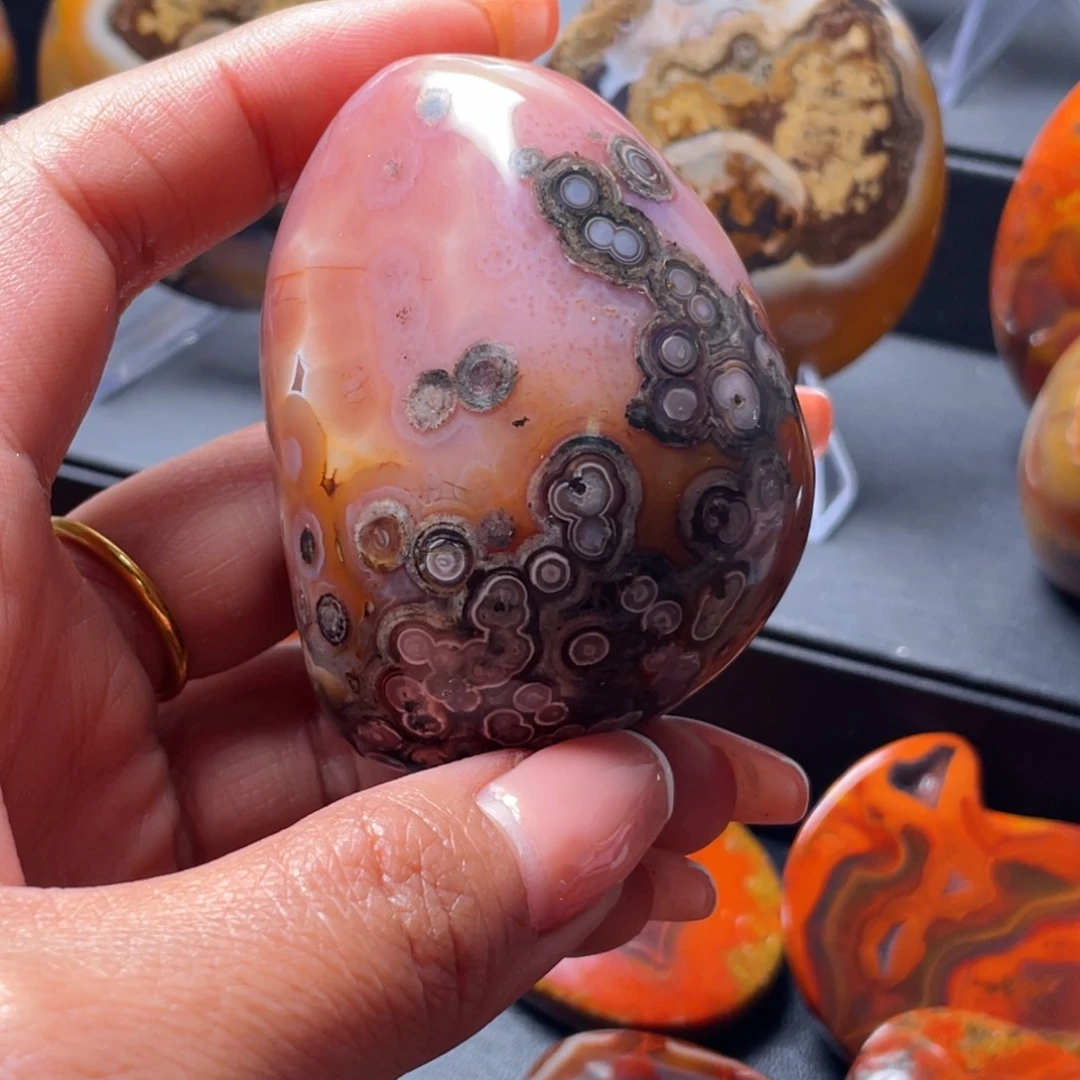 玛瑙/玉髓颈饰未镶嵌荷**色