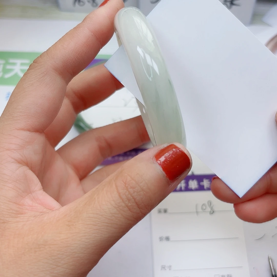 石英质玉未镶嵌手镯108/52