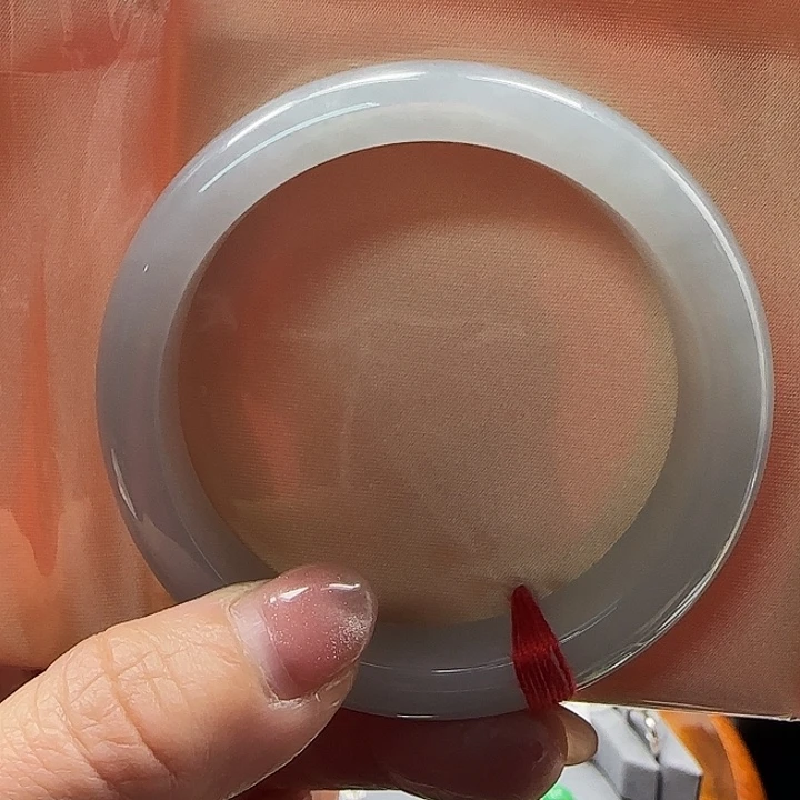 翡翠手镯未镶嵌白冰