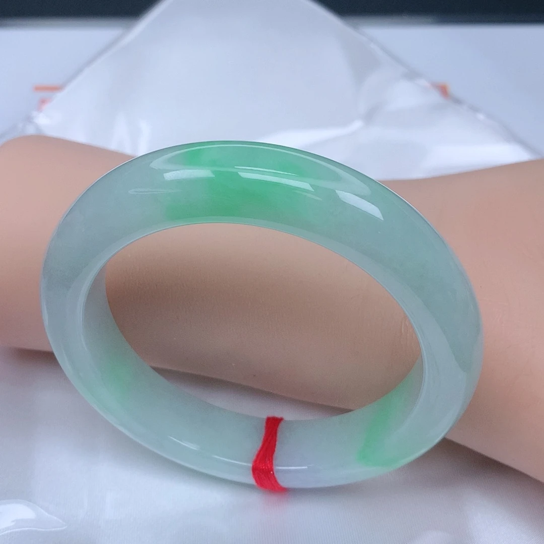 【闪购商品】未镶嵌手镯翡翠，57