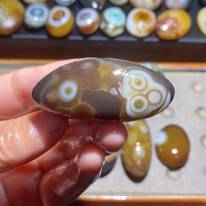 未镶嵌玛瑙/玉髓珠宝半成品149