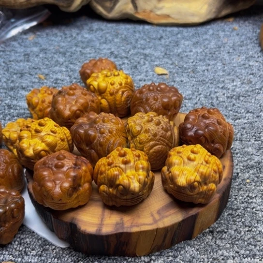 柏木（崖柏）1崖柏随机发一对