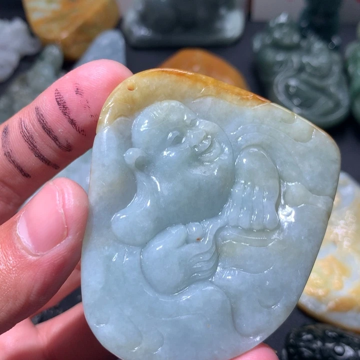 翡翠未镶嵌颈饰保真天然a货翡翠