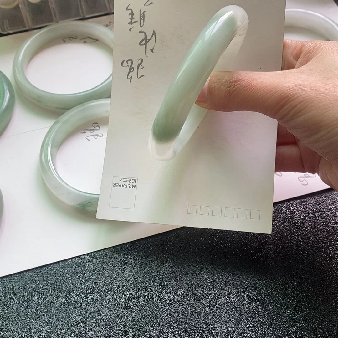 石英岩玉未镶嵌62晕染