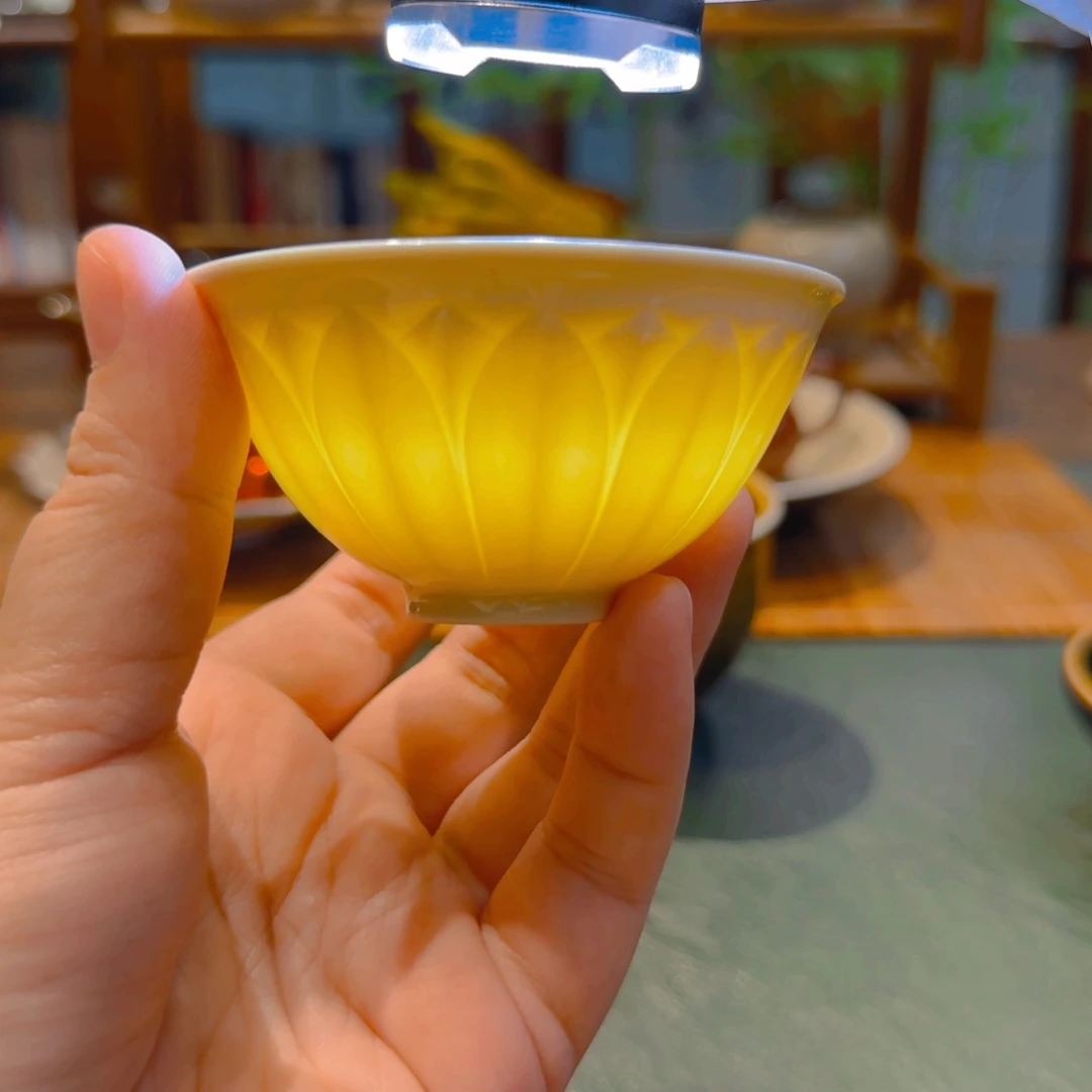 定瓷 经典莲瓣盏80cc