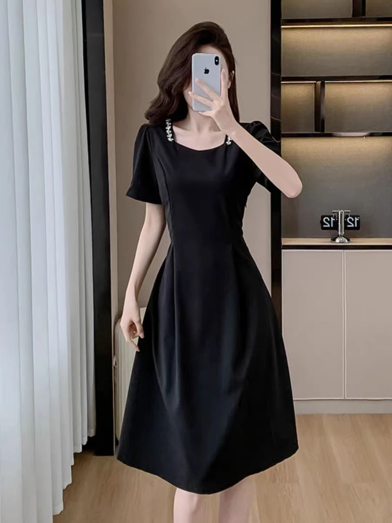 L878夏季新款法式气质收腰显瘦钉钻赫本小黑裙子