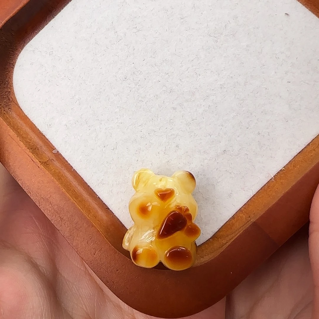 琥珀珠宝奇石未镶嵌蜂*