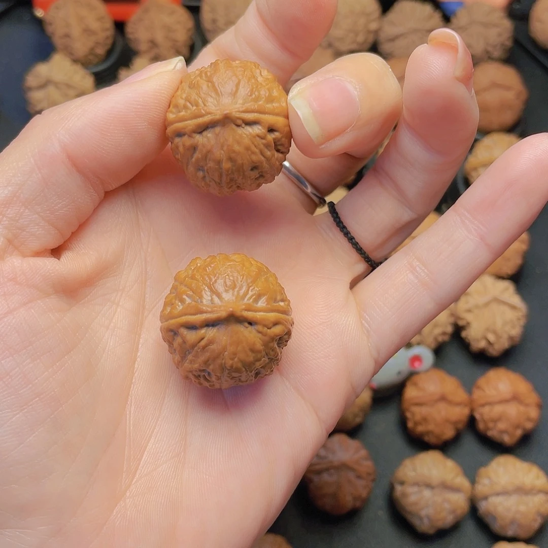 文玩核桃把件M**张文玩核桃