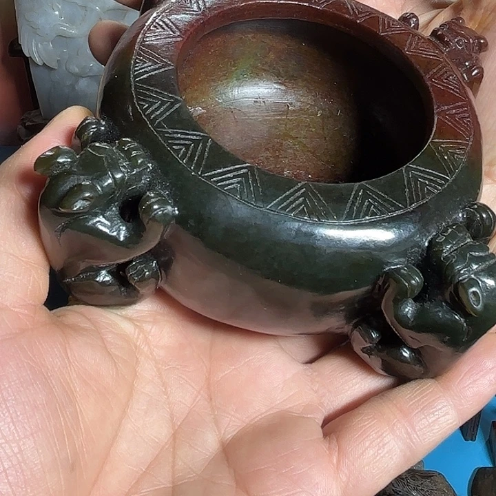 秀***师和田玉未镶嵌挂件