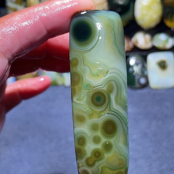 未镶嵌玛瑙/玉髓珠宝奇石