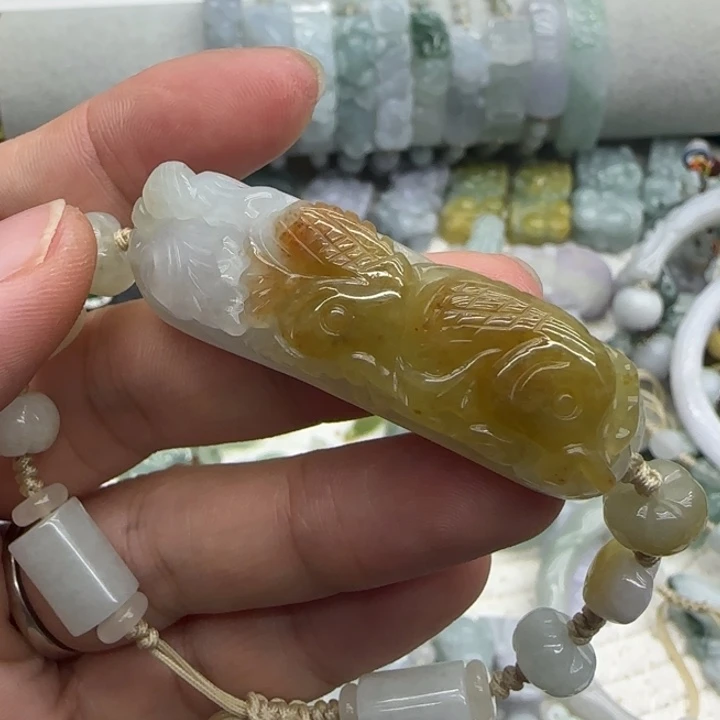 l****未镶嵌手链翡翠手牌