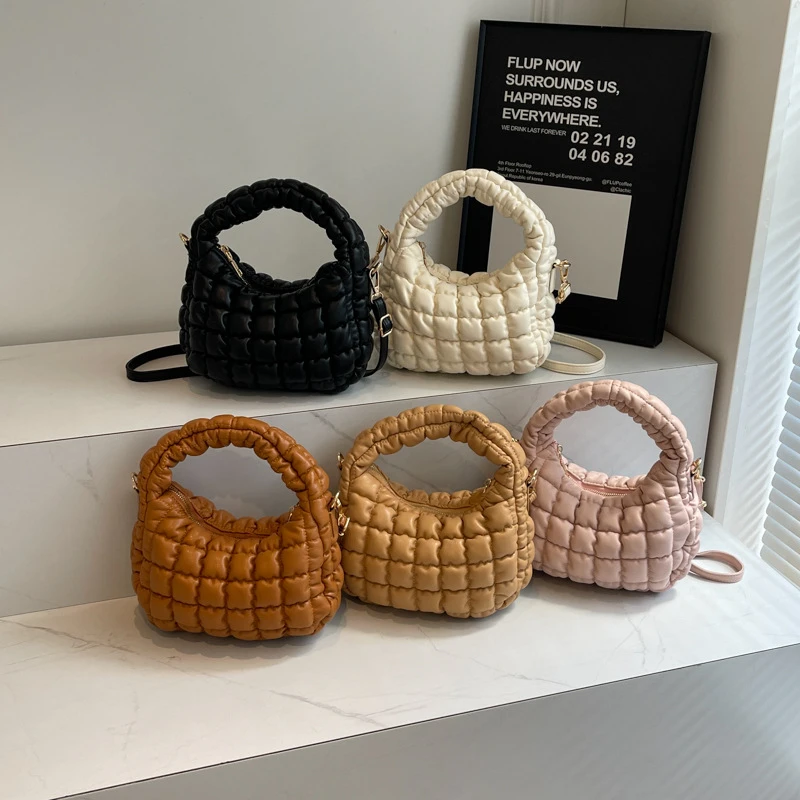 2025新款网红个性设计褶皱云朵腋下包时尚单肩斜挎女包通勤上班