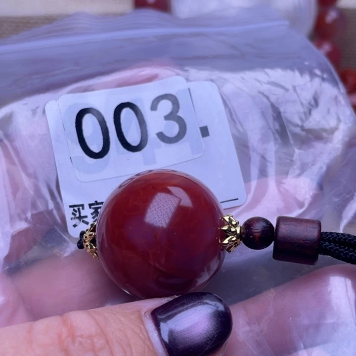娜***9南红玛瑙未镶嵌颈饰