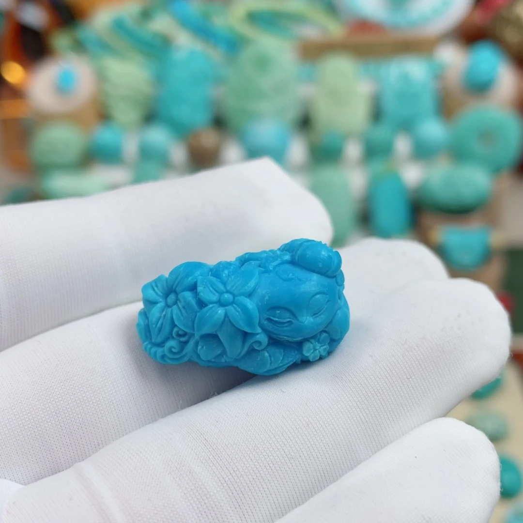 花***野绿松石未镶嵌珠宝奇石