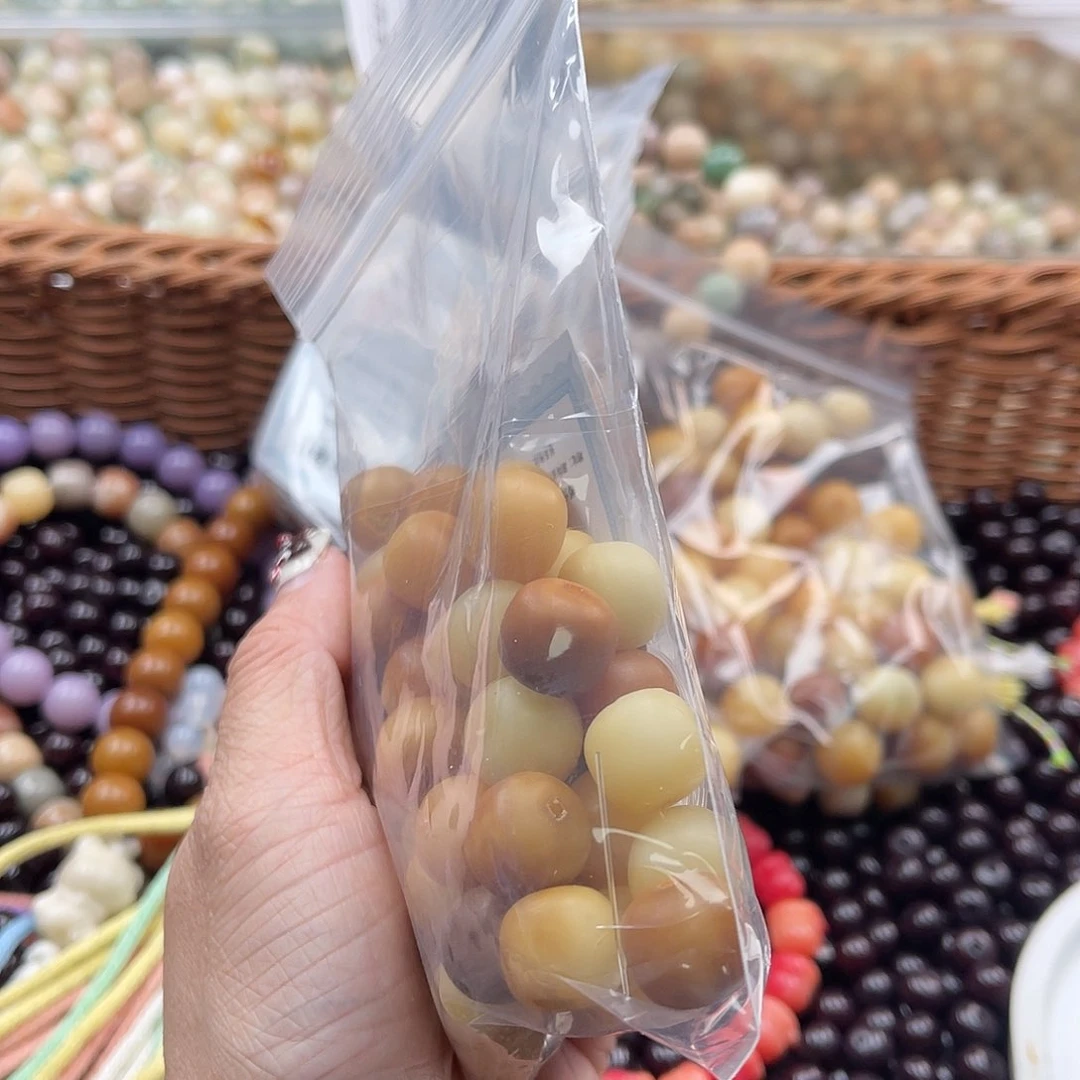 白玉菩提吊坠Q/13mm/30颗锅底