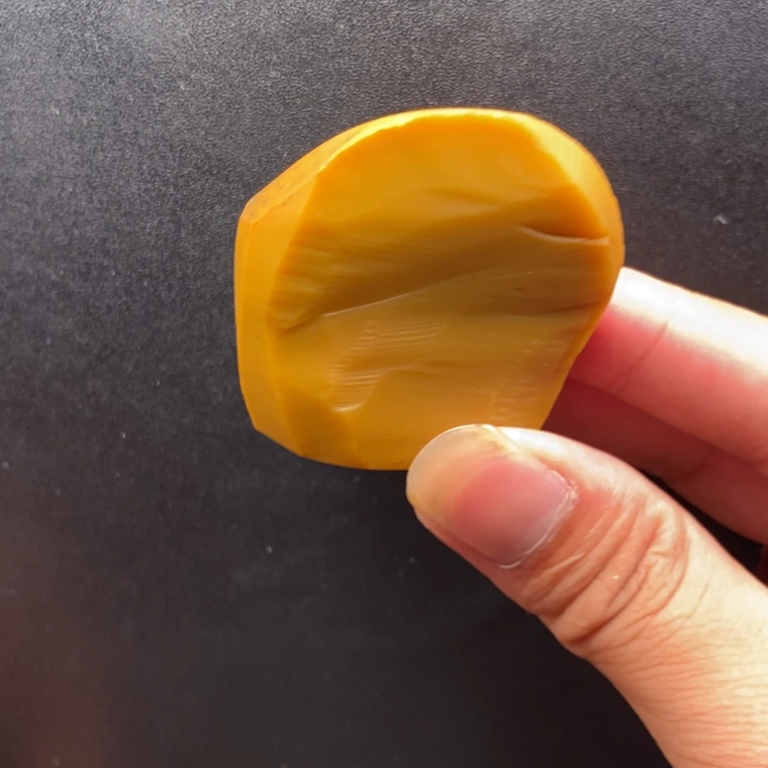 顺***石石英质玉未镶嵌颈饰