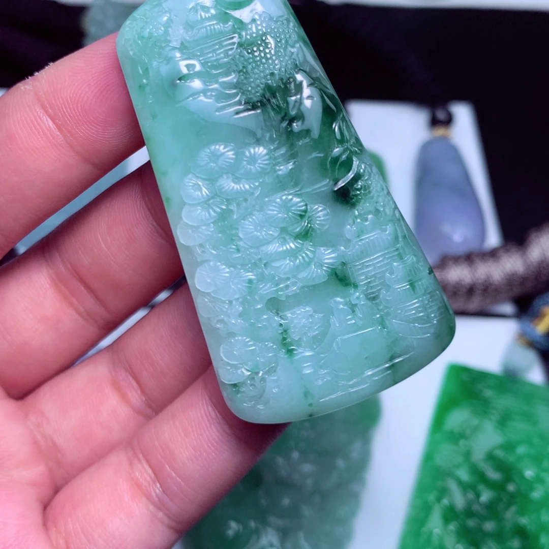 颈饰未镶嵌翡翠天然A货翡翠