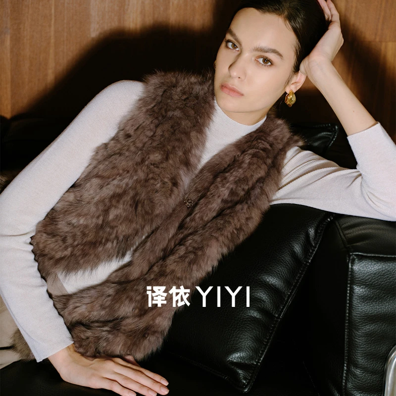译依YIYI稀世奢品系列 流光 进口编织双面穿时尚水貂皮草马甲