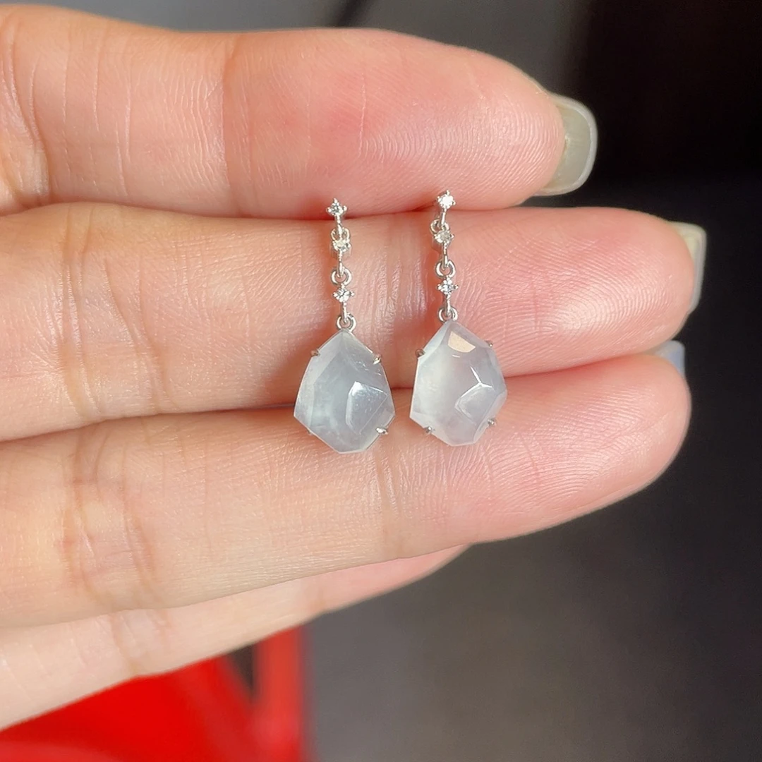 翡翠18K金镶嵌耳饰