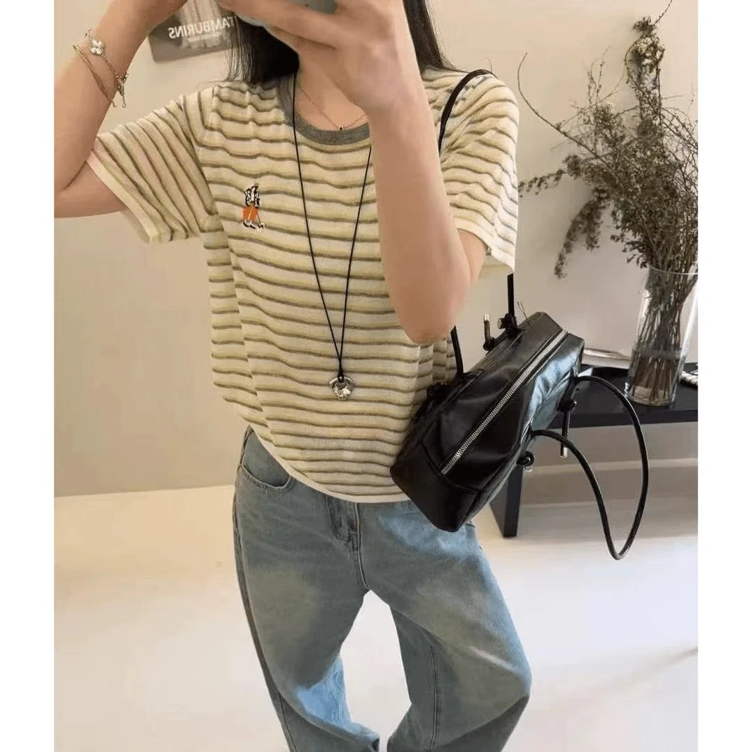 2025夏季新款圆领短袖针织衫女条纹气质百搭刺绣上衣女t恤5120