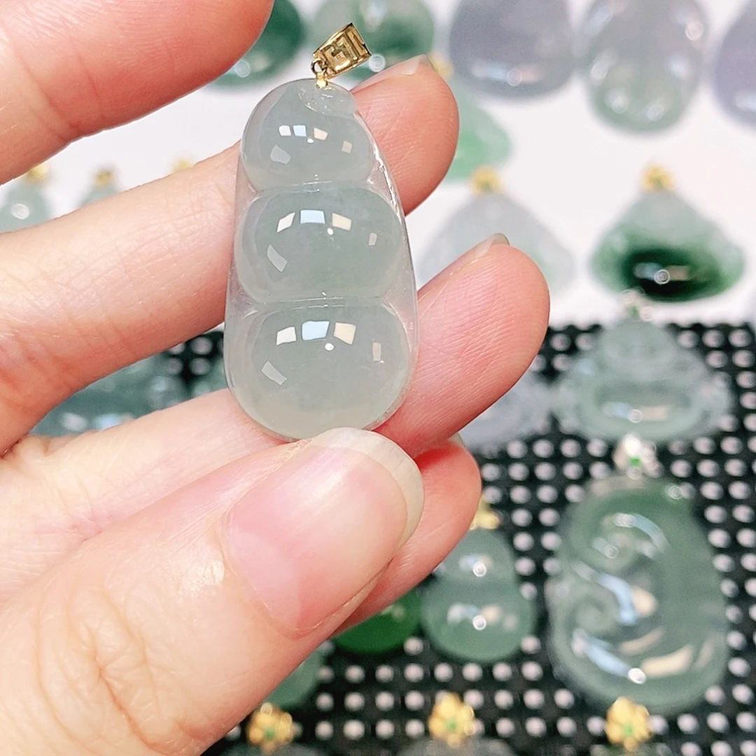 吊坠(不含链)18K金镶嵌翡翠