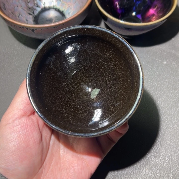 茶盏我在开会你要回来就