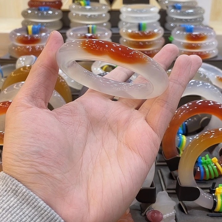 玛瑙/玉髓未镶嵌手镯30