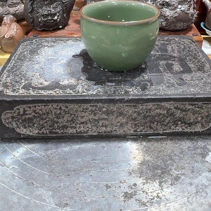 一家人，品茗杯瓷。。。