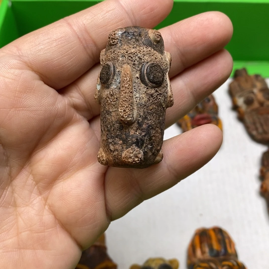 琉璃颈饰福利老企鹅054