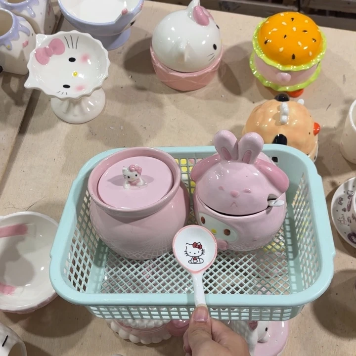 紫砂在干嘛呀亲爱呢