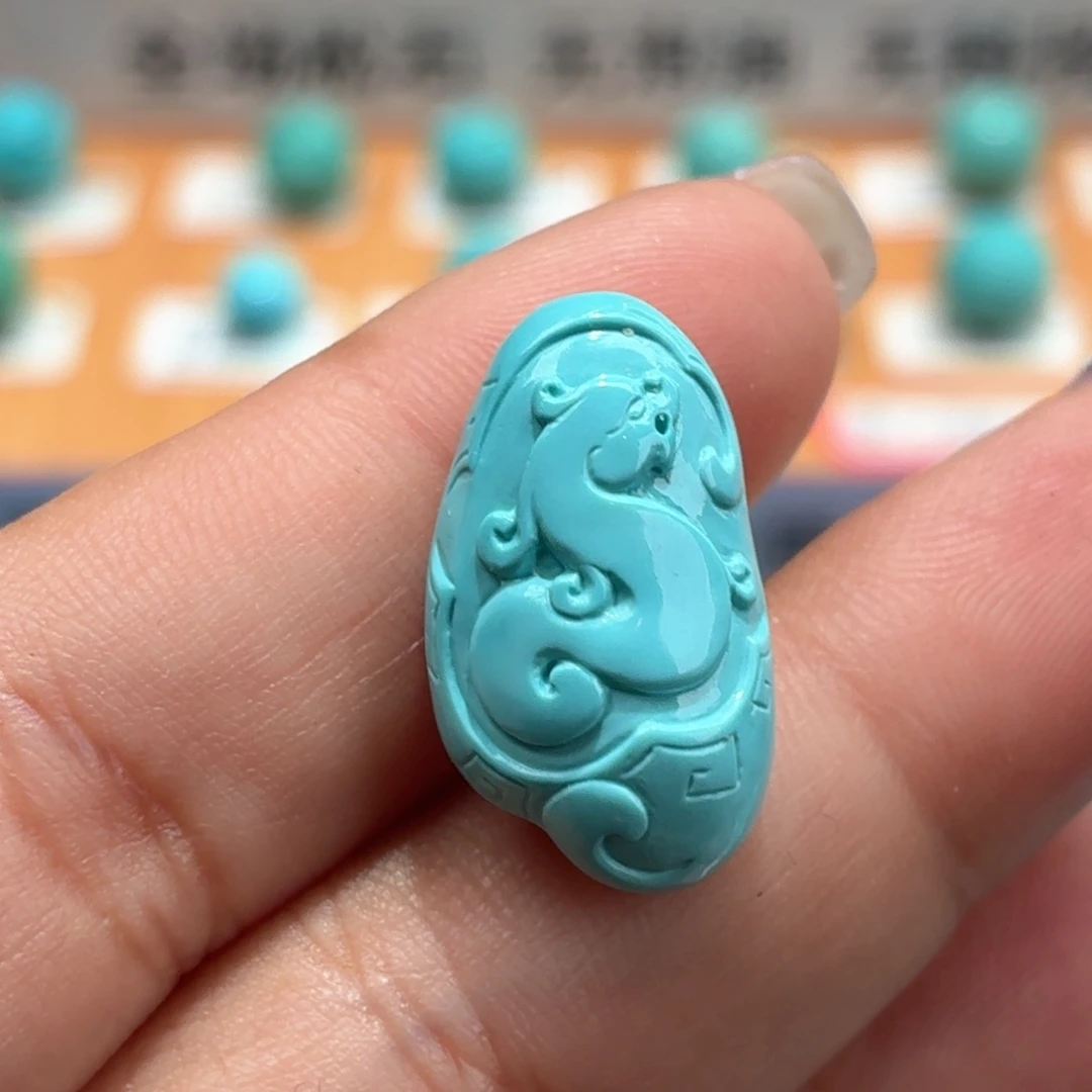 绿松石未镶嵌珠宝奇石