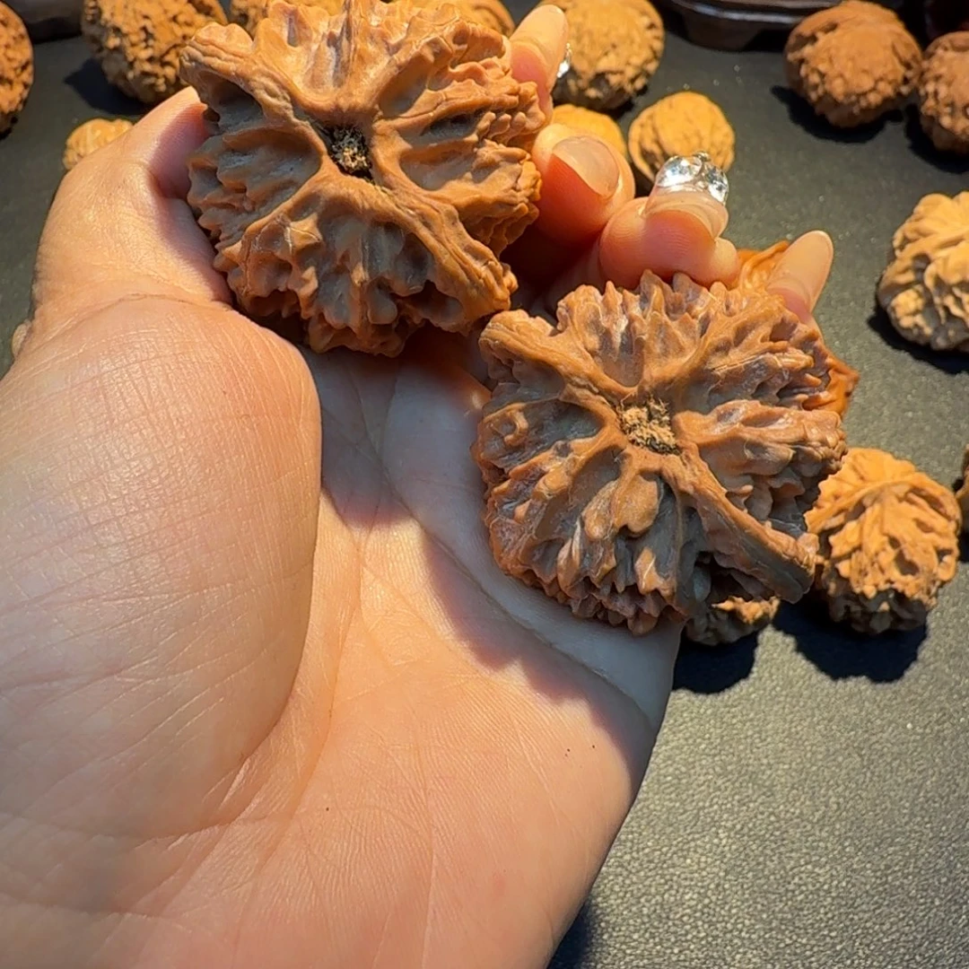 森***一吊坠文玩核桃苹果