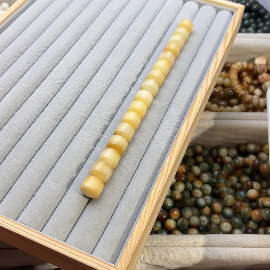 菩提根/象牙果手串c***y卡16金轮16颗默认微瑕