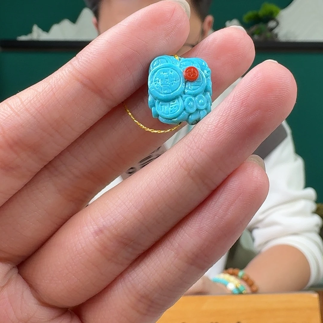 绿松石未镶嵌珠宝奇石