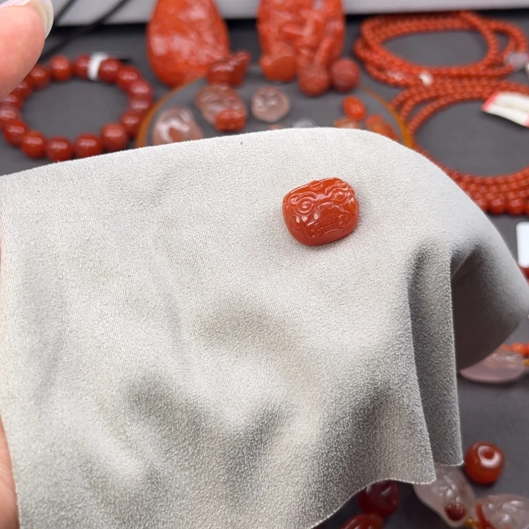 南红玛瑙未镶嵌手链