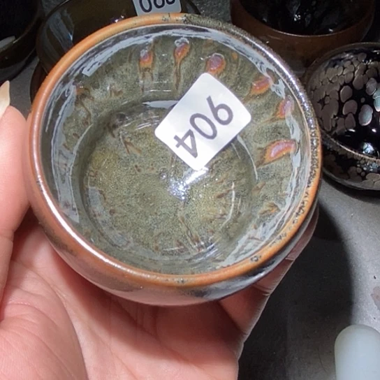 茶盏是因为一切不开心