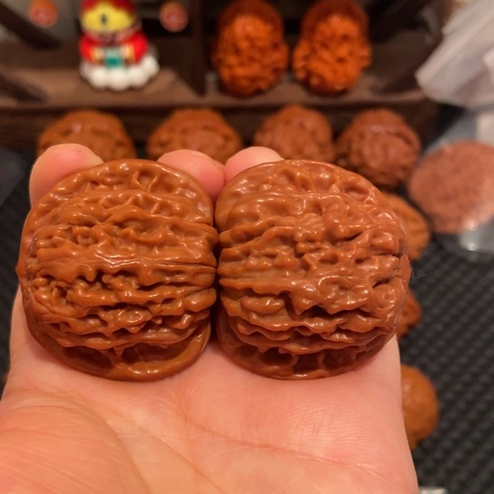 文玩核桃把件41.3尺寸四座楼2514