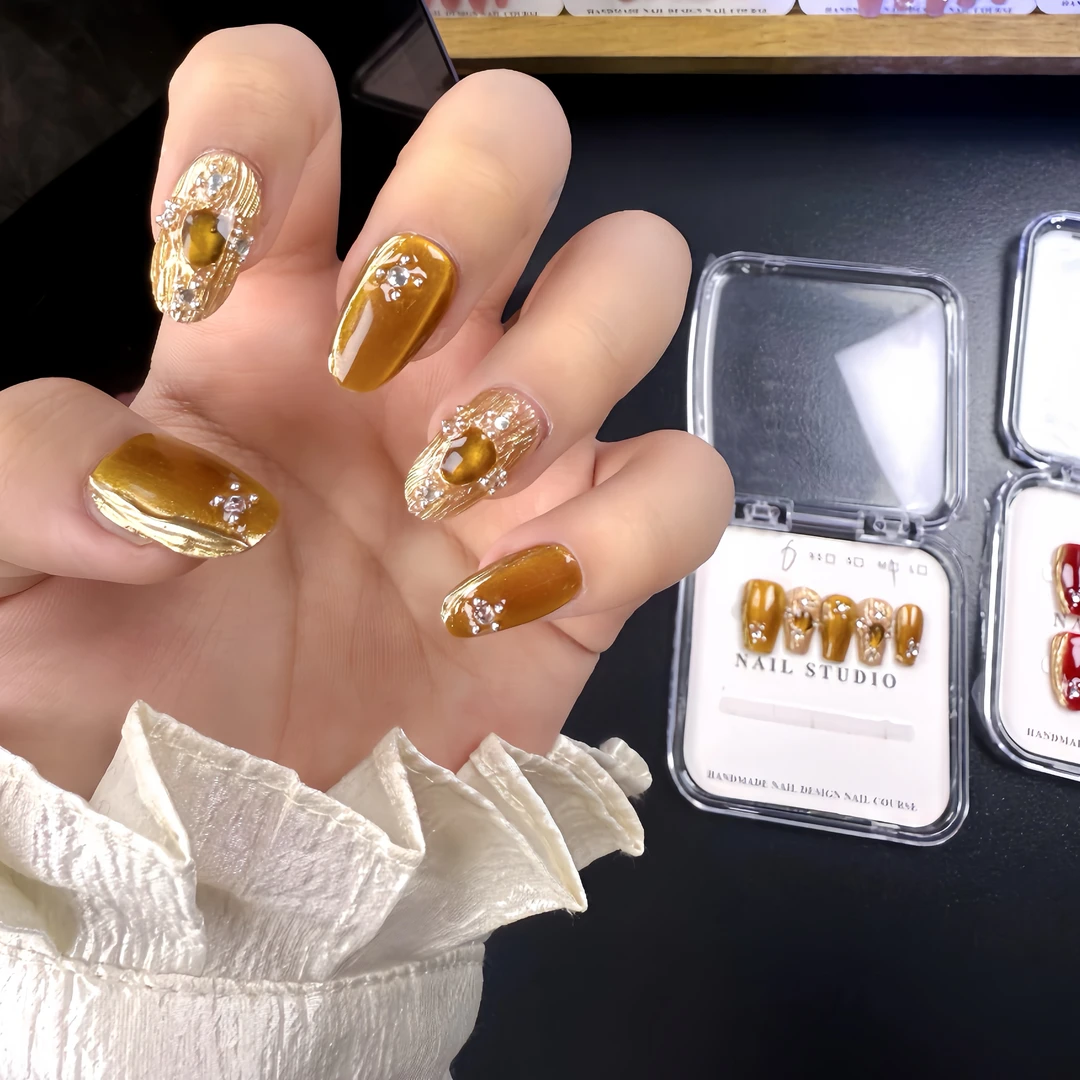 [布契拉提]美拉德水钻手工穿戴甲潮流显白气质美甲贴片