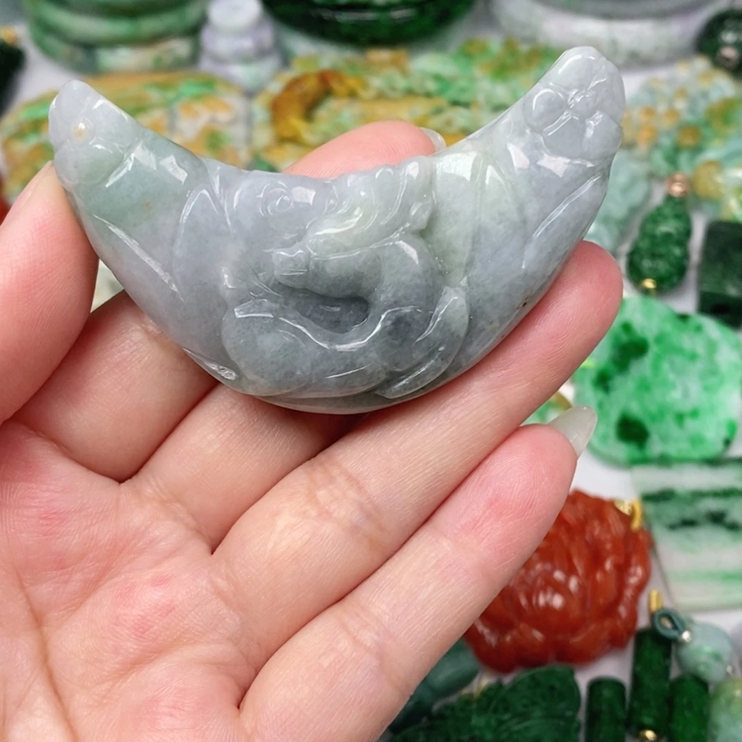 翡翠未镶嵌吊坠(不含链)